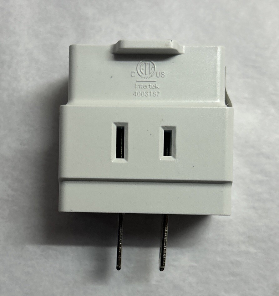 Leviton 15A 3-way Polarized Outlet Cube Adapter (3-pack) Triple Adapter 531-W