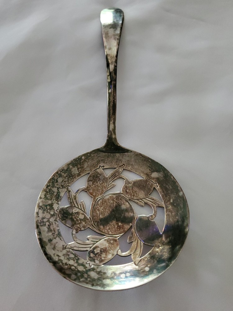 Rogers Silverplate Slotted Serving Appetizers Small Spoon 7.63" Long