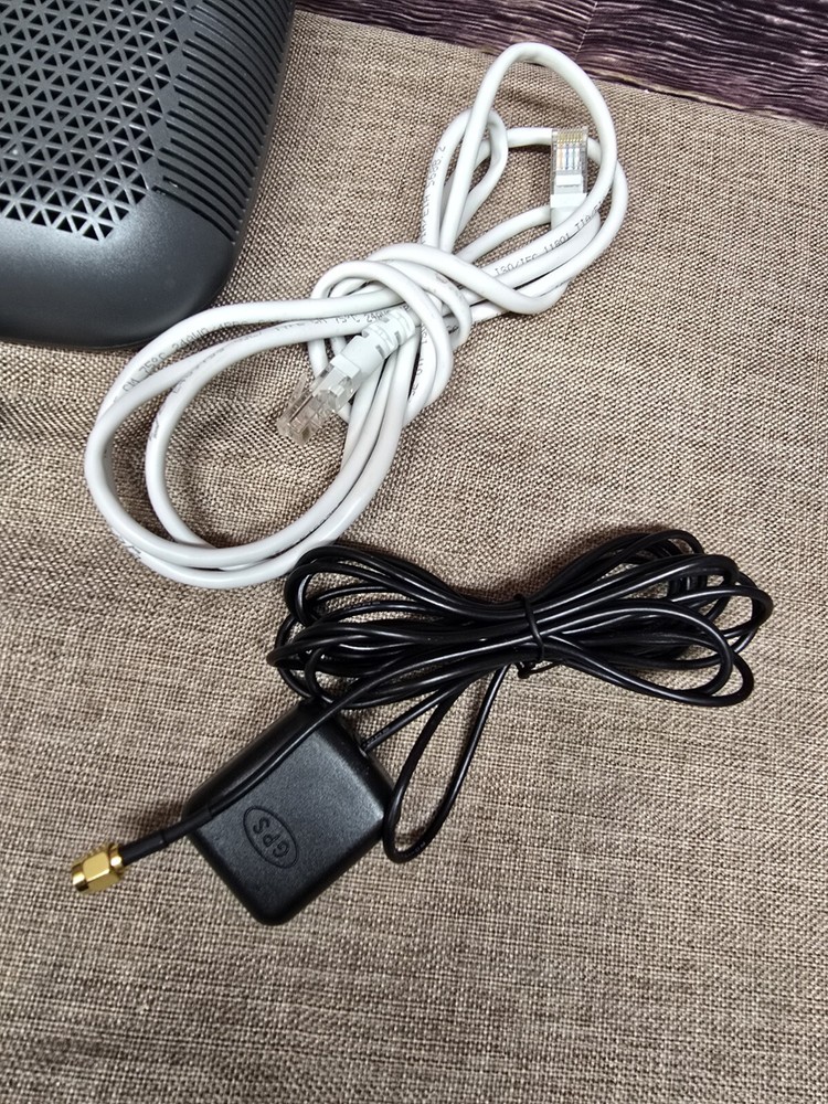 Casa Systems Pebble B41 AP1000-41 Small Cell Wireless Router