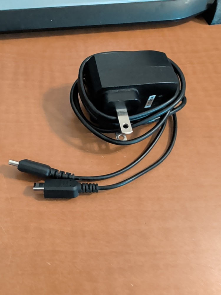 DS & 3DS Plug Charger