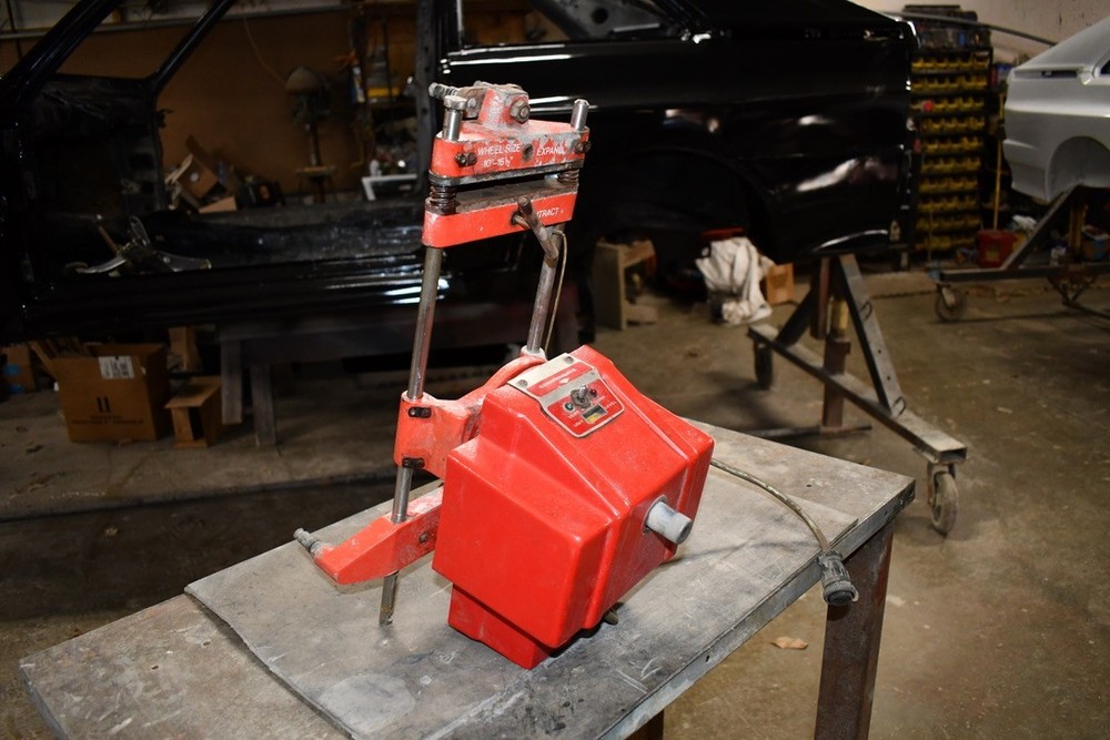 Hunter A111 left front alignment head, should work but can't guarantee it