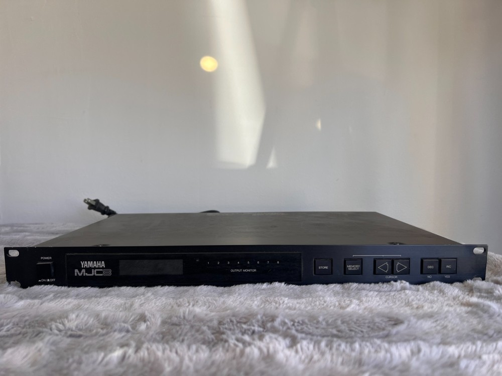 Yamaha MJC8 8x8 MIDI Junction Controller WORKS