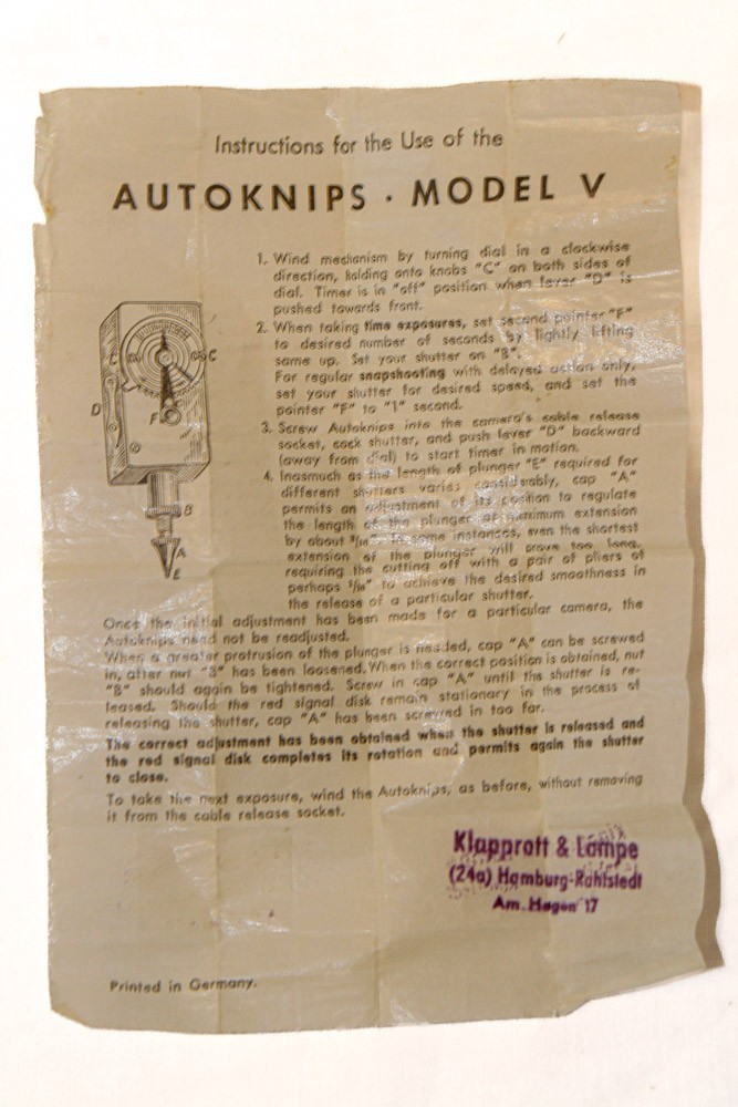 Autoknips Model V mechanical self-timer shutter release
