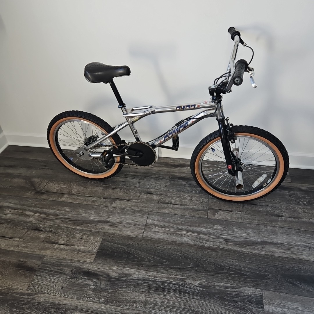 Dyno GT Compe BMX Freestyle 2009 09 Competition Bike Bicycle Retro Pegs