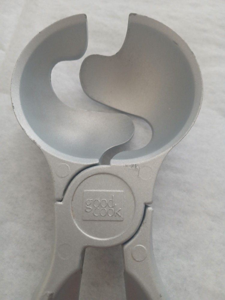 Good Cook Nut & Shell Cracker Silver Metal Less Than 10in