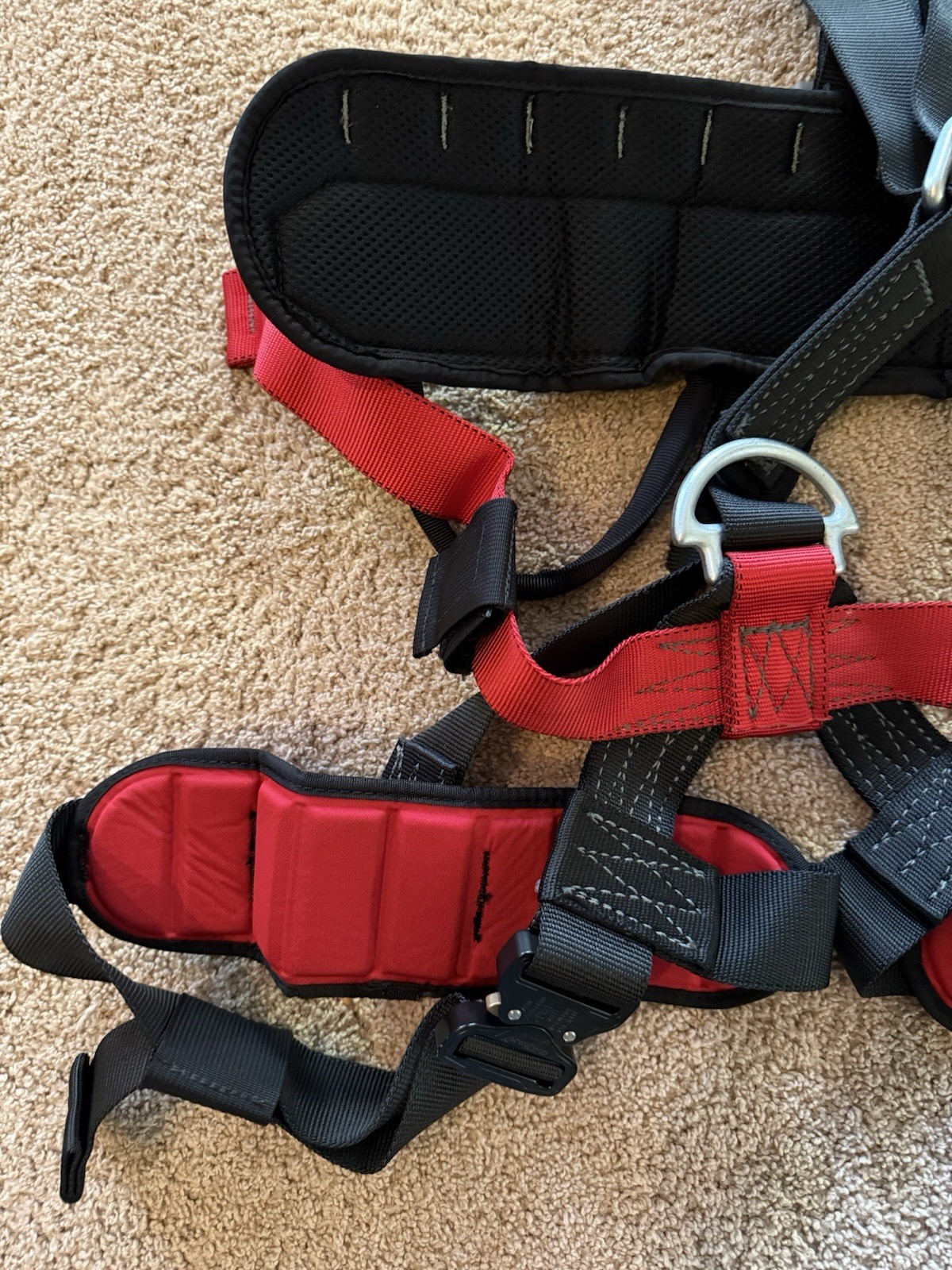 CMC ROCO CLASS III FIRE RESCUE HARNESS SMALL 202642 01