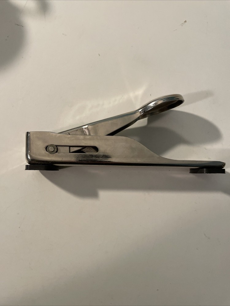 Vintage Boes Dayton Adjustable Nut Cracker With Original Box