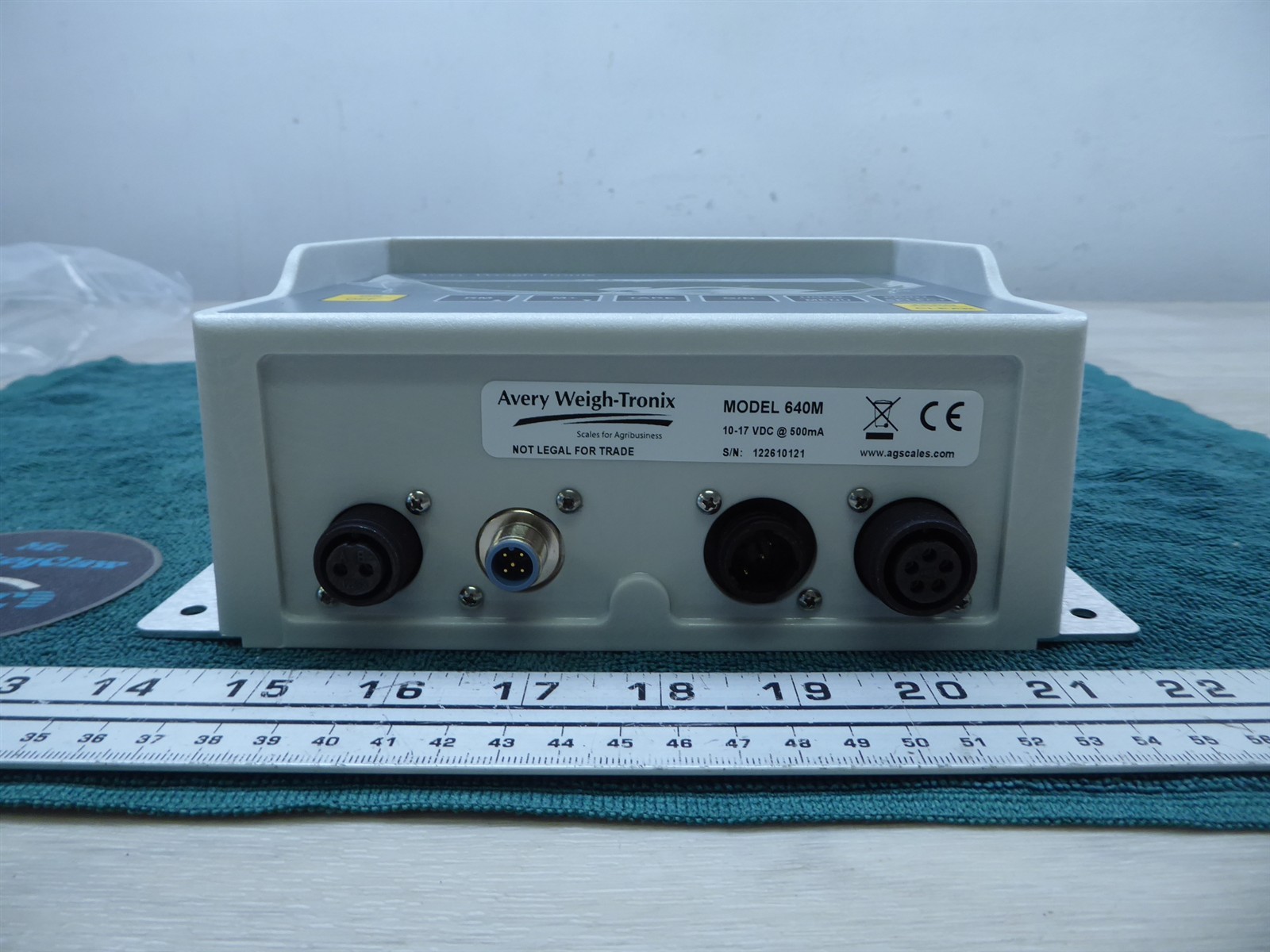 Avery Weigh-Tronix Model 640M compact multipurpose indicator PL1314-X.