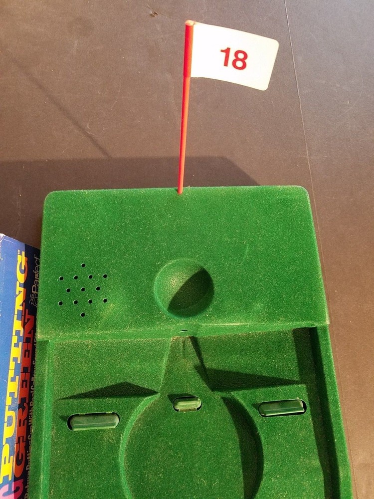 Talking Putting Green Auto Return Preowned Tested Works