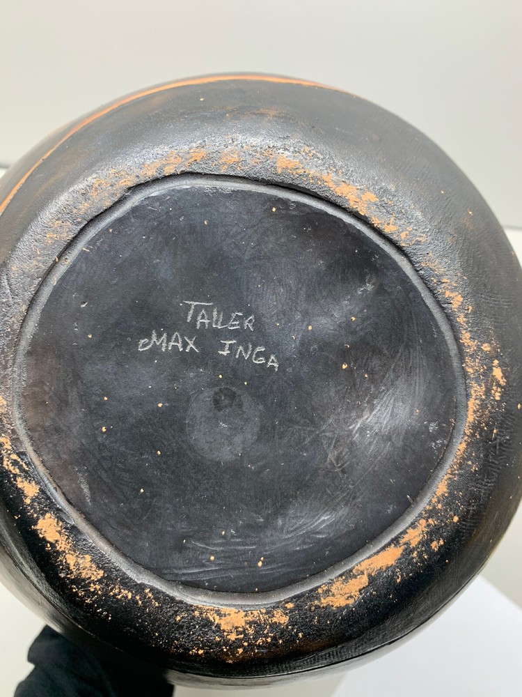 Taller Maximo Inga Pottery Vase