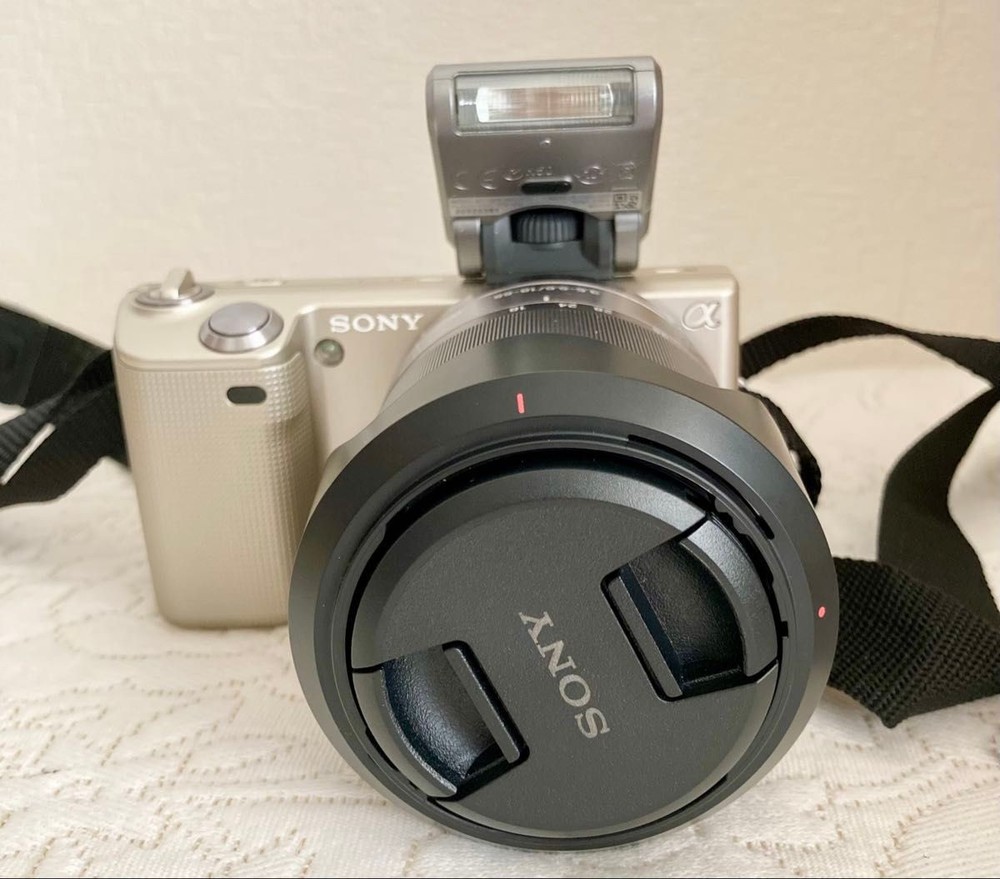 Mirrorless camera SONY lens digital camera