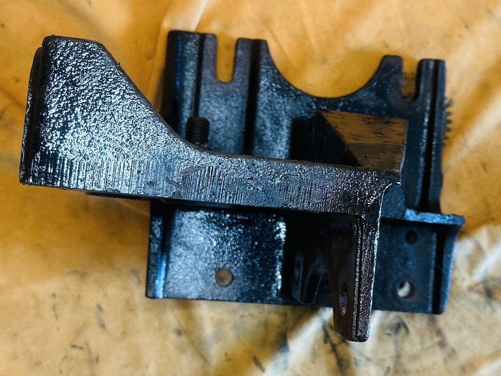 International Front Frame Horn