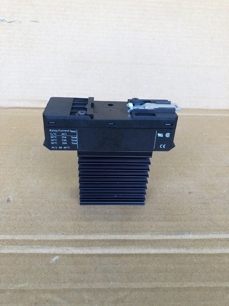 CARLO GAVAZZI RN1A23A30 SOLID STATE RELAY