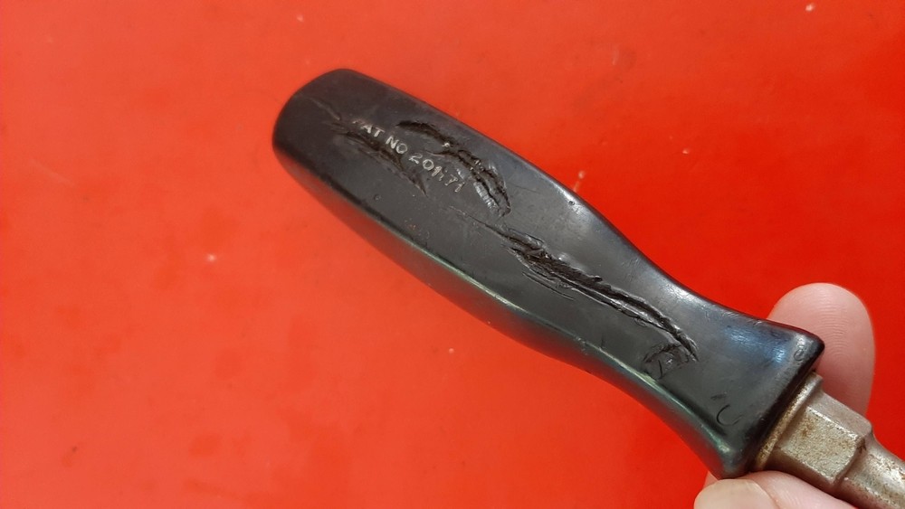 Snap-on USA SSDP64 No. 4 Phillips Screwdriver Hard Black Handle READ Description