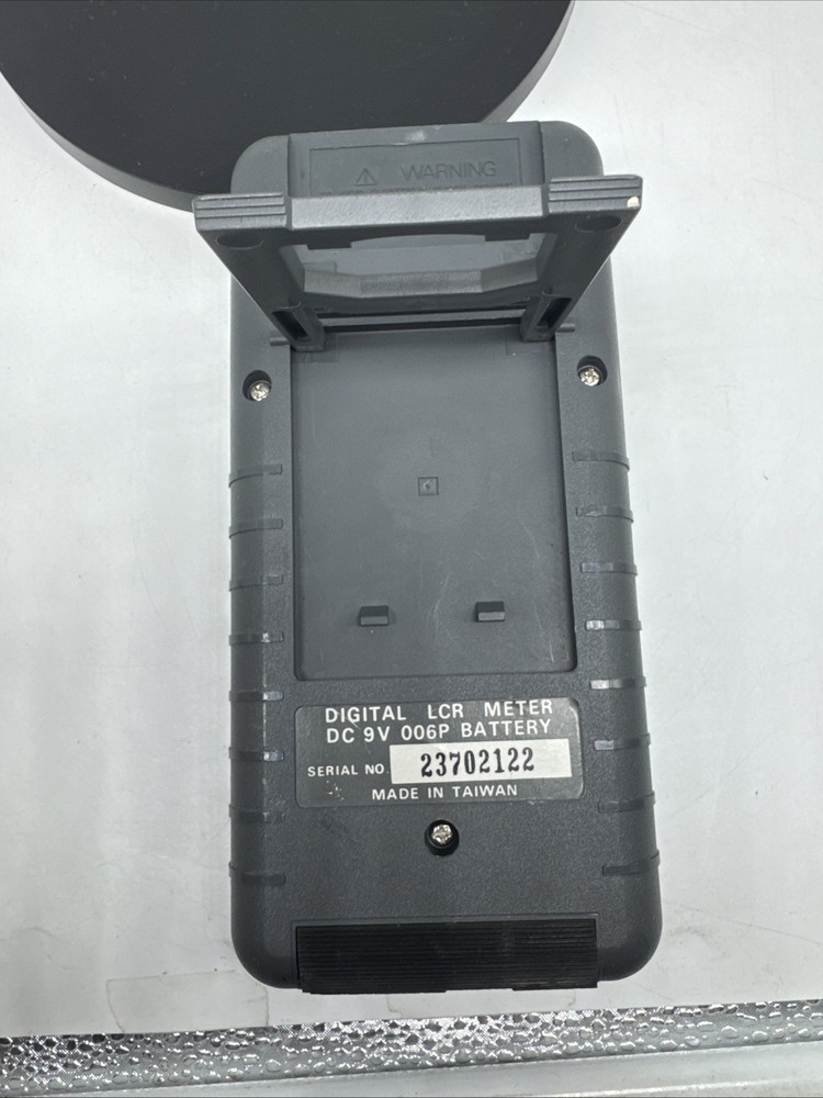 BK Precision 878 Universal LCR Meter