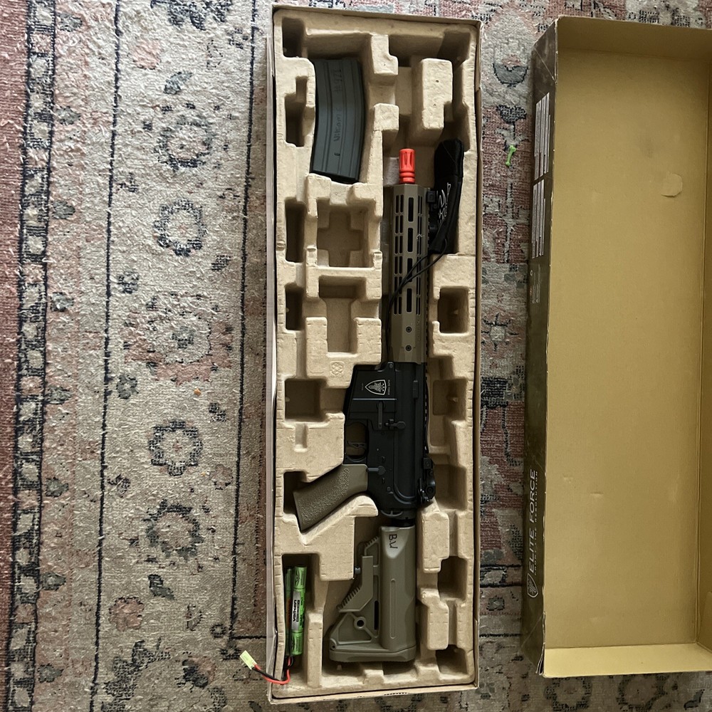 Elite Force M4 CQB