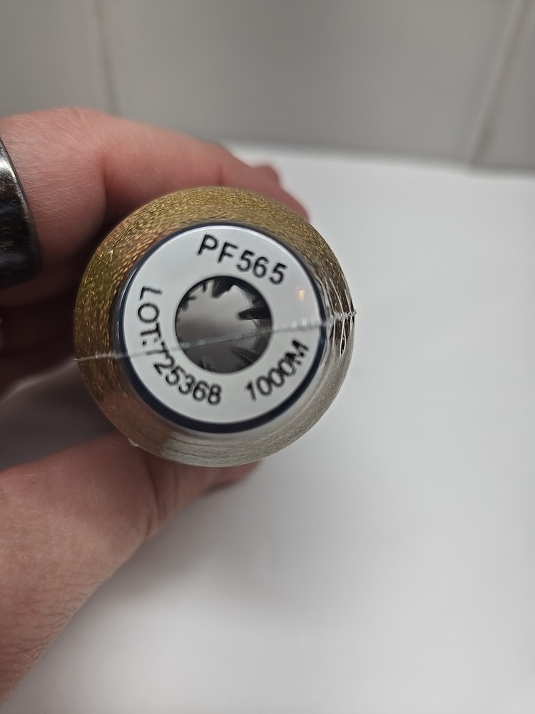 Floriani Machine Embroidery Thread. PF565 LOT:25368