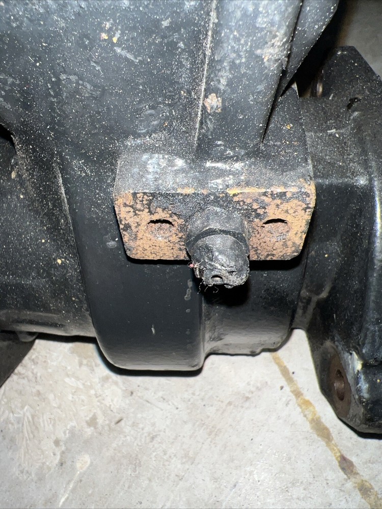 5301082 Cummins Air Compressor 1 Cyl (USED)