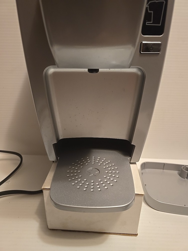 Keurig K-Cup K10 Mini Plus Silver Single Serve Coffee maker