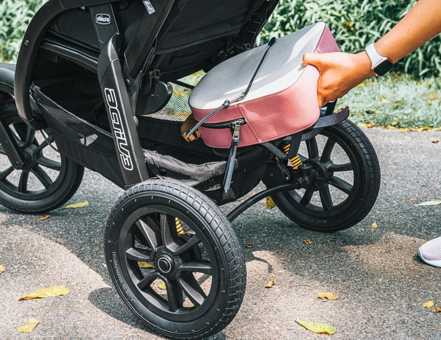 NEW Chicco Activ3 Eclipse Jogging Stroller All Terrain suspension foldable
