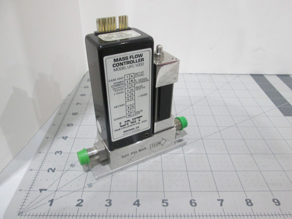 Unit, UFC-1000, Mass Flow Controller, 5%B2H6/N2, 200 SCCM, Used