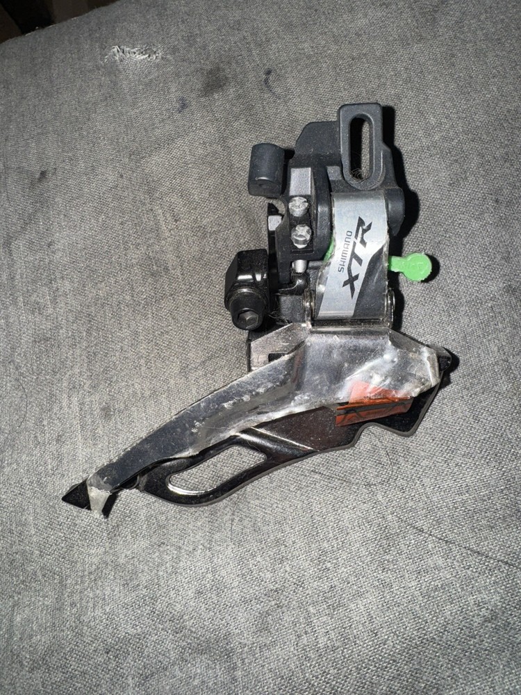 Shimano XTR M981D 3 Spd Bottom Pull Front Derailleur