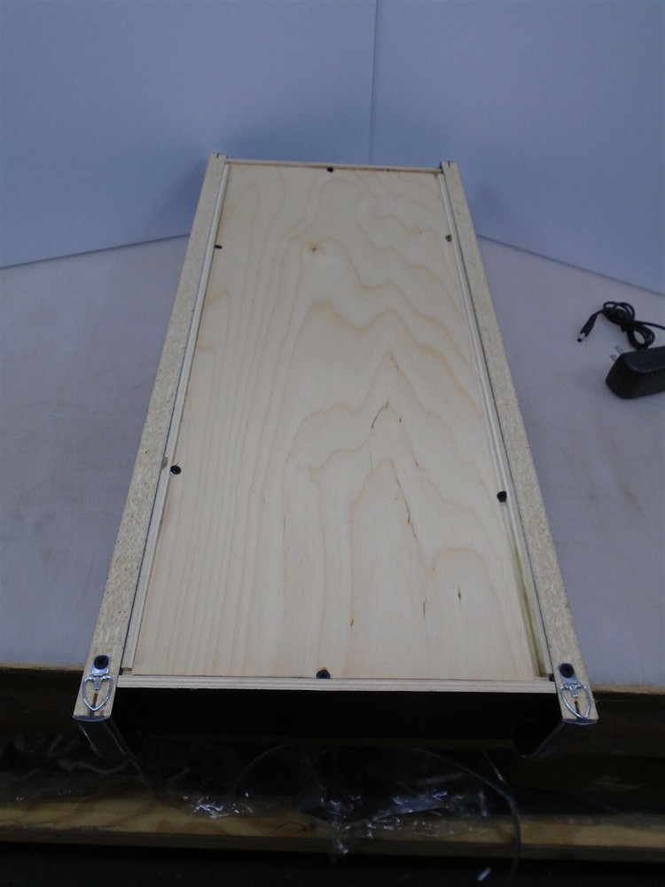 Aurora Robin LED Display light sign box