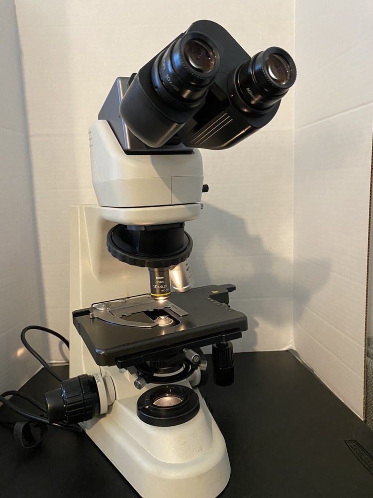 Nikon Eclipse 50i Clinical Microscope w/ 10x Plan And 40x Plan Fluor Objectives