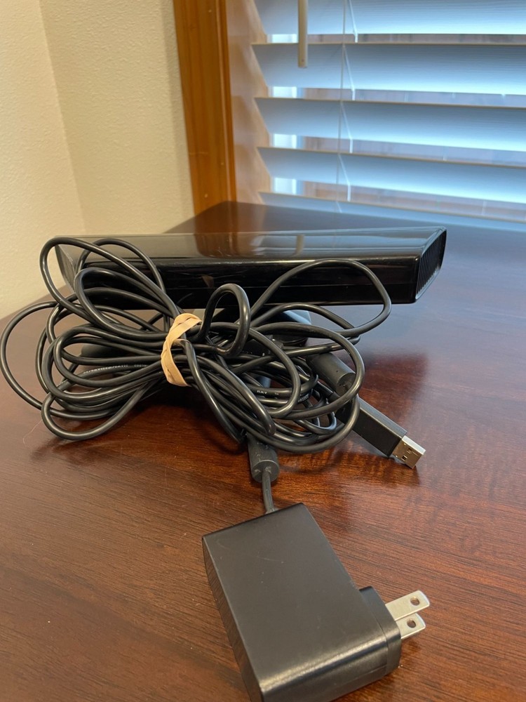 XBOX Kinect Model 1414 w/Power Adapter