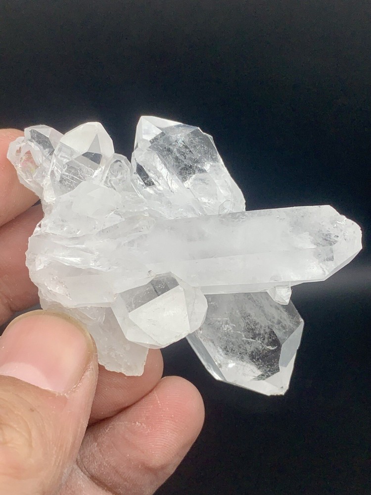 394 Carats Clear Quartz Cluster Specimen.