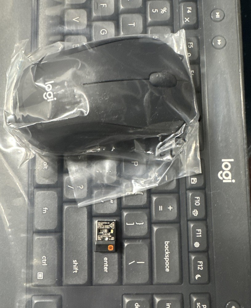 Logitech MK370 Keyboard Mouse Combo for Business Logi Bolt USB - Graphite