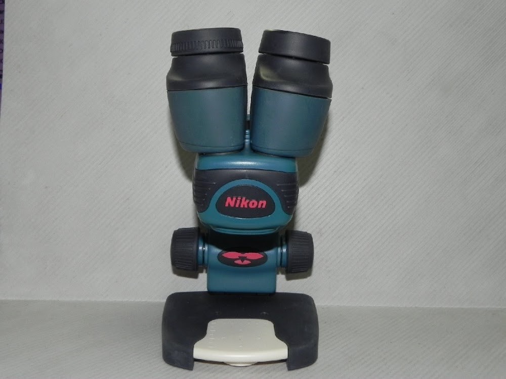 Nikon Nature Scope Fabre Portable Stereo Microscope USED