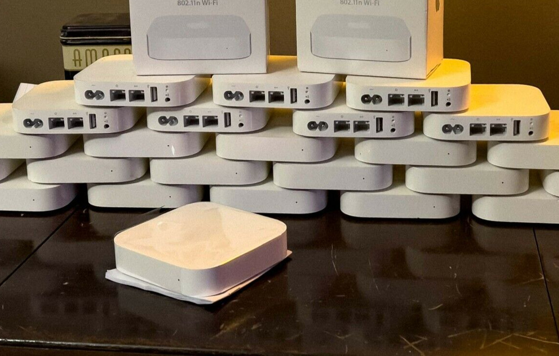 Same Day Shipping Apple Airport Express 2nd Gen A1392 w/Cable MC414LL/A Airplay