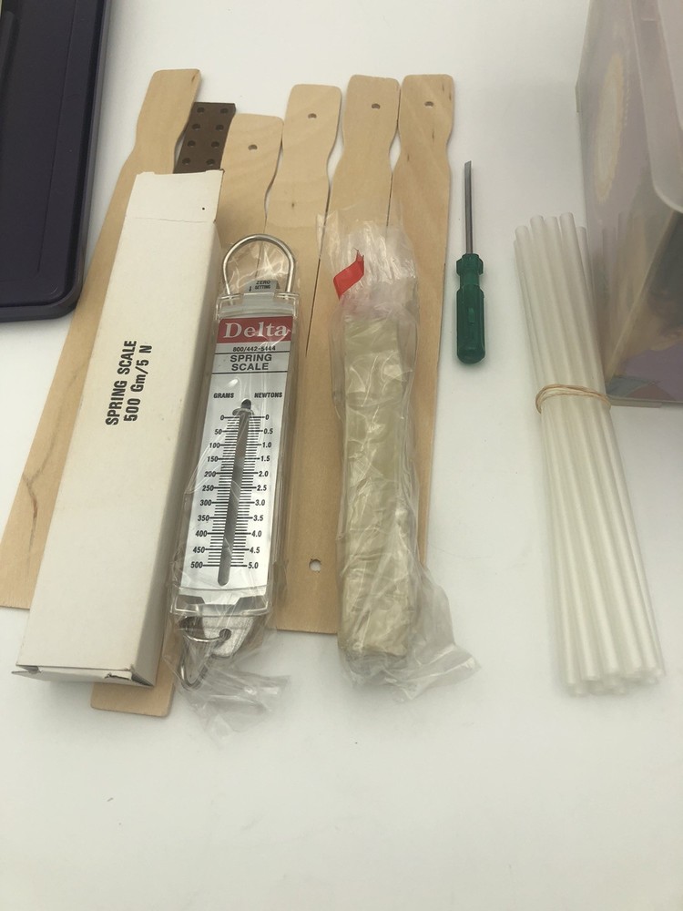 Delta Science In A Nutshell, Clever Levers, Kit 750-2582 ——646——