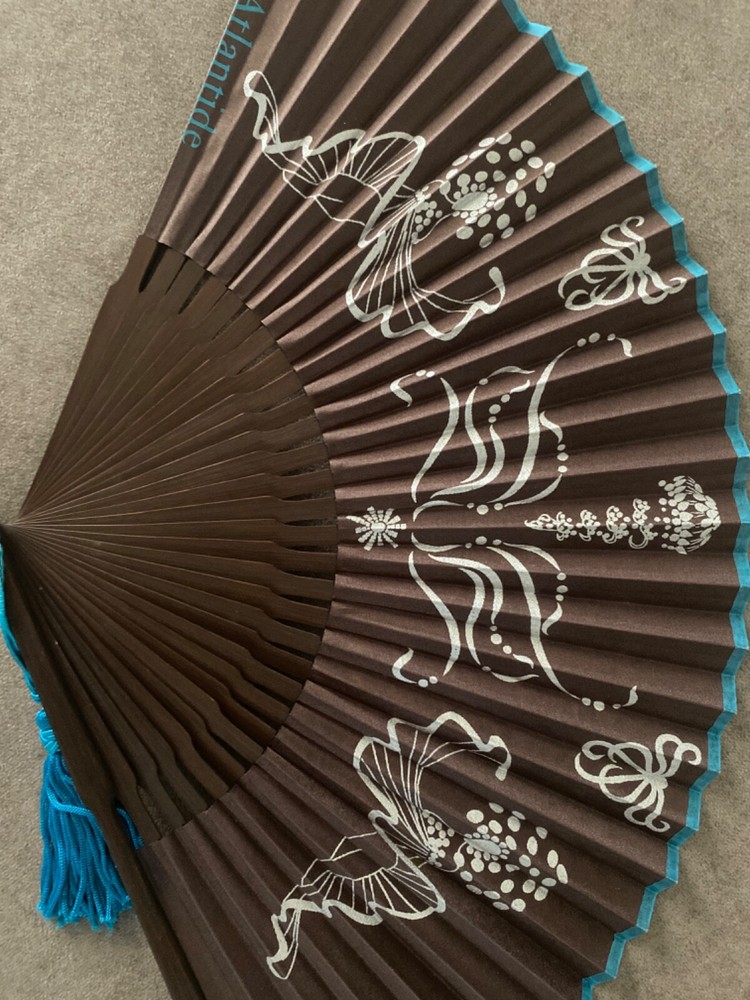 van cleef & arpels hand fan