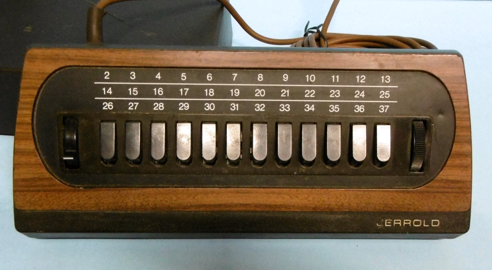 Vintage Jerrold Remote TV Control & CATV Cable Converter