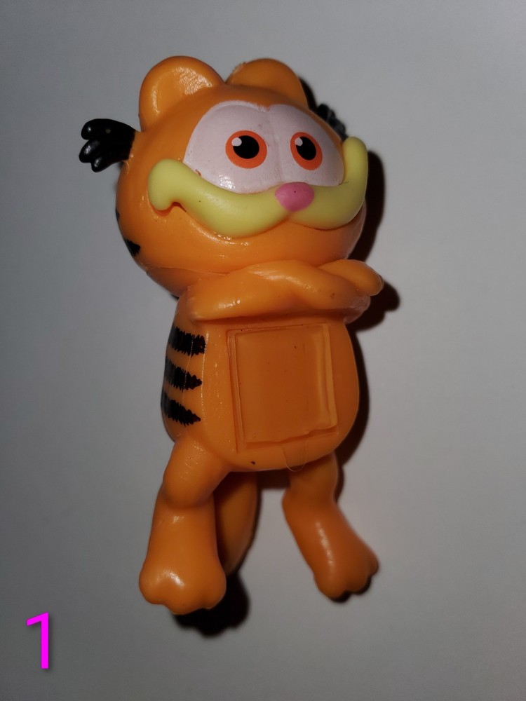 Sonny Angel Garfield Hipper OPENED