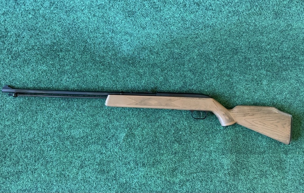 Smith & Wesson Model 80G .177 Cal BB Air Rifle