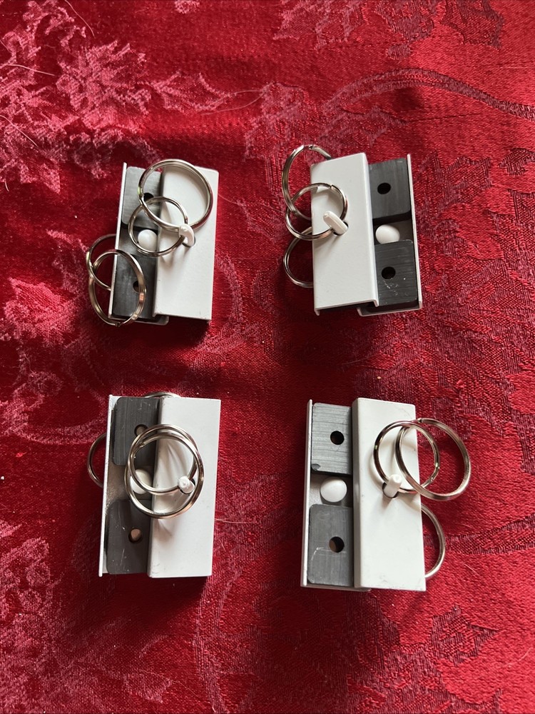 25 Pound Ceiling Magnets(8)
