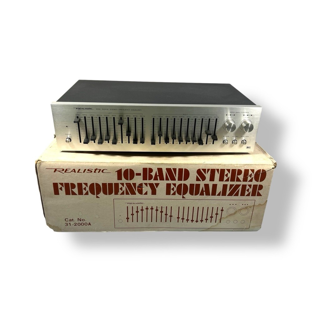 Realistic Vtg Wide Range Stereo Frequency Equalizer 31-2000A w/ Box Powers On