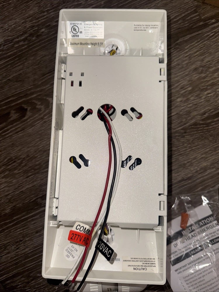 Led Emergency Lighting Fixture E185721-B