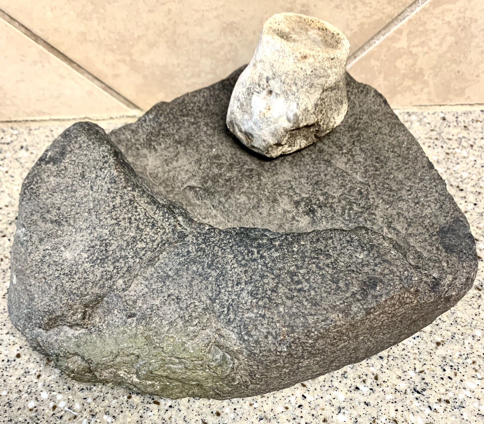 Native American Indian Artifact 22lb Grinding Stone BELL Pestle 2.75”