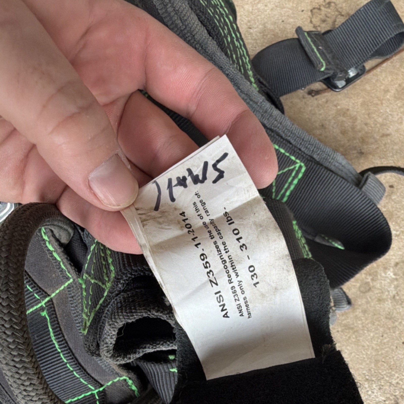 BuckTech Industrial Safety Harness Size S/M ANSI Z359.11-2014