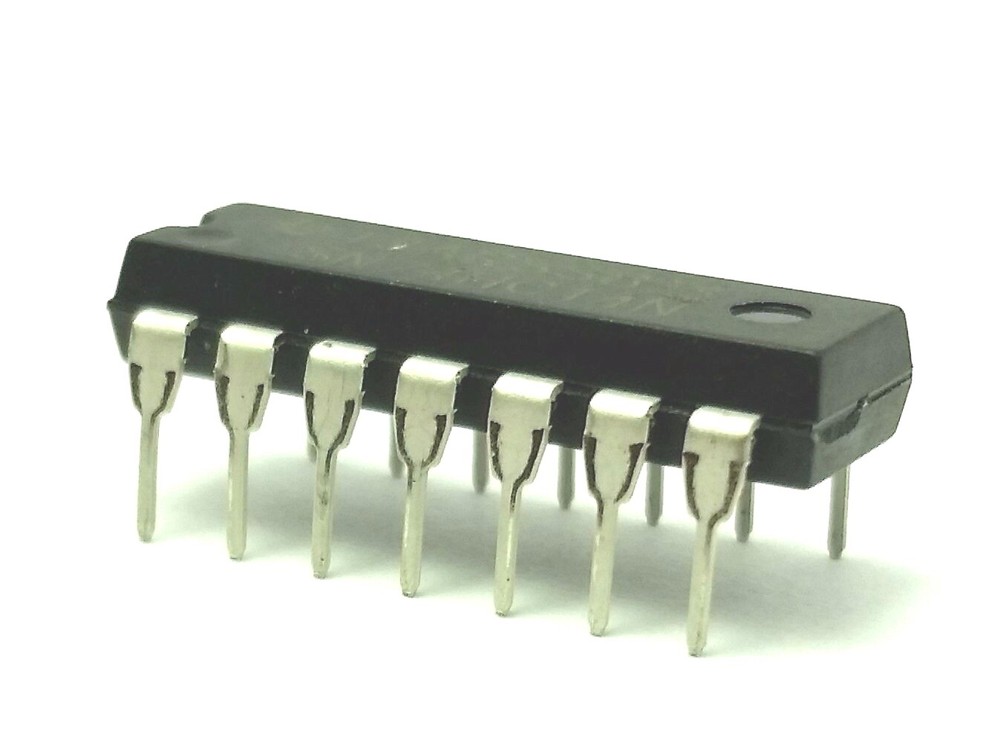 5PCS SN74LS14N 74LS14 Hex Schmitt-Trigger Inverters New IC