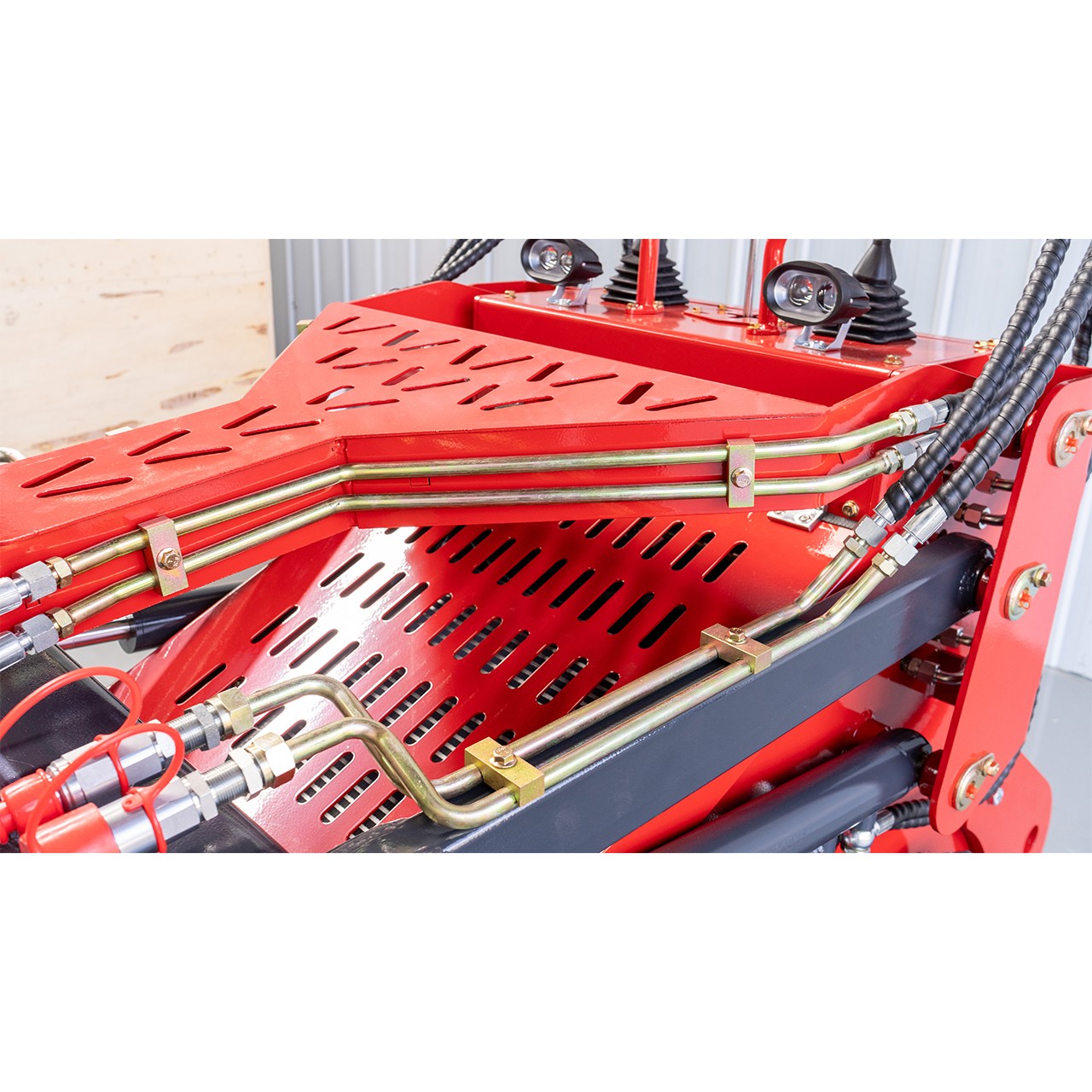 480 Tracked EPA 23HP 739cc Mini Skid Steer w/ Pallet Fork 12.7GPM 3-Pumps IN USA