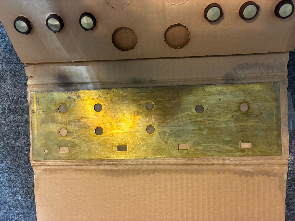 Dynakit PAS 2 Faceplate And 6 Small Knobs.