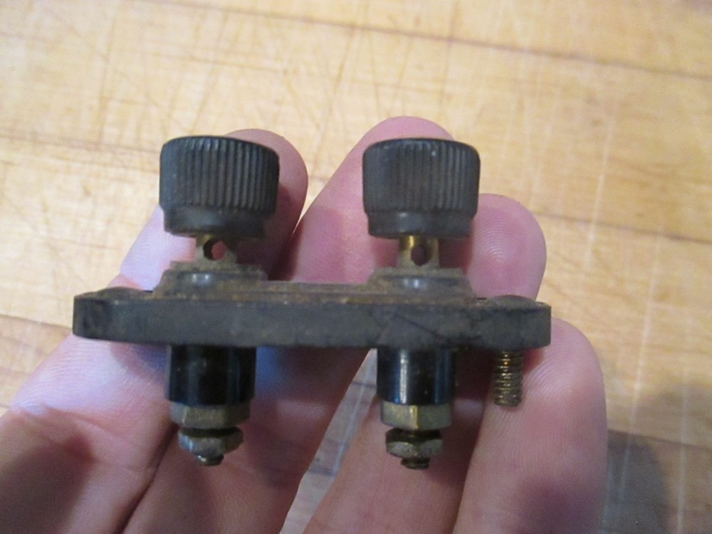 EBY 1920's vintage radio Double Binding Posts