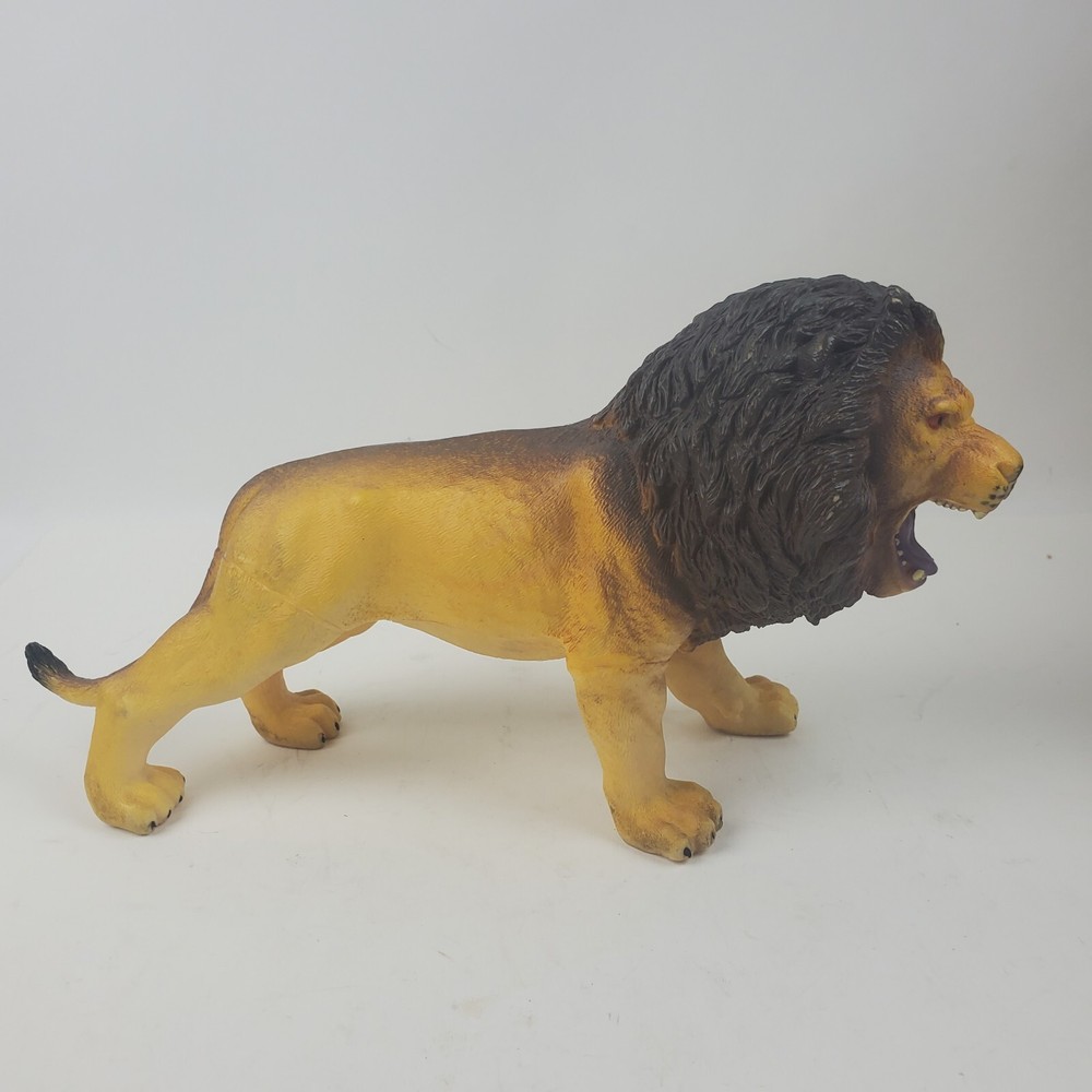 CREATOLOGY Rubber Lion 13"