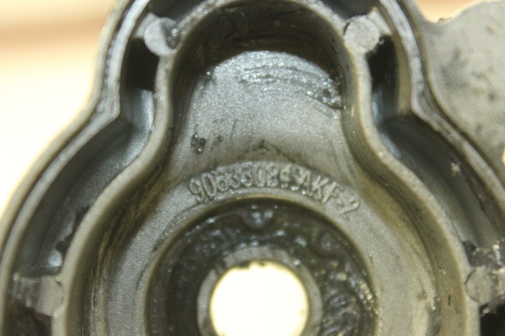 OEM Spindle Cover & Spindle DeWALT DCCS670B 60V 16” Flexvolt