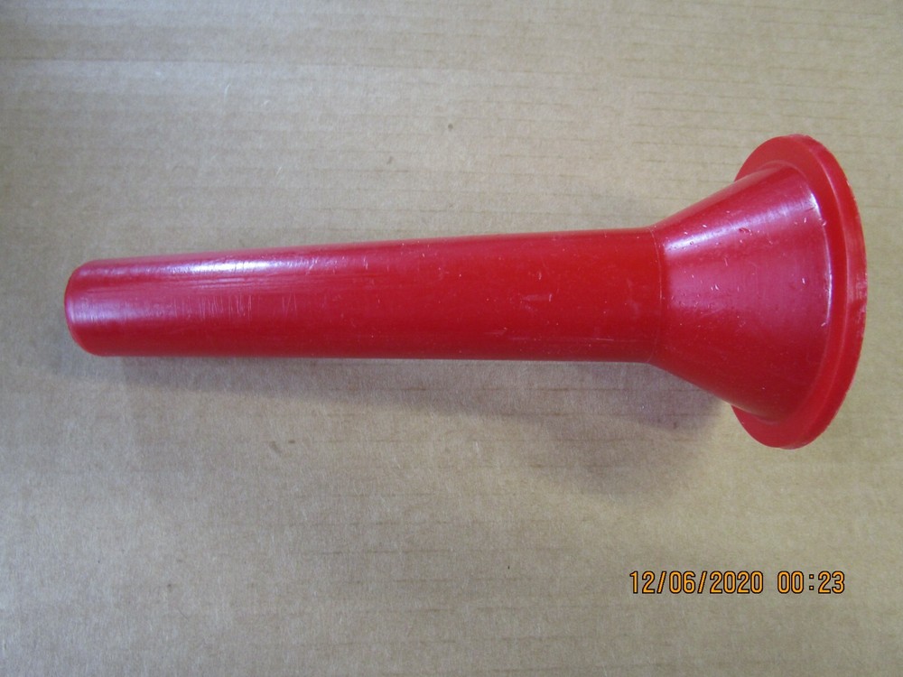 #8 3/4'' STUFFING TUBE (PLASTIC)